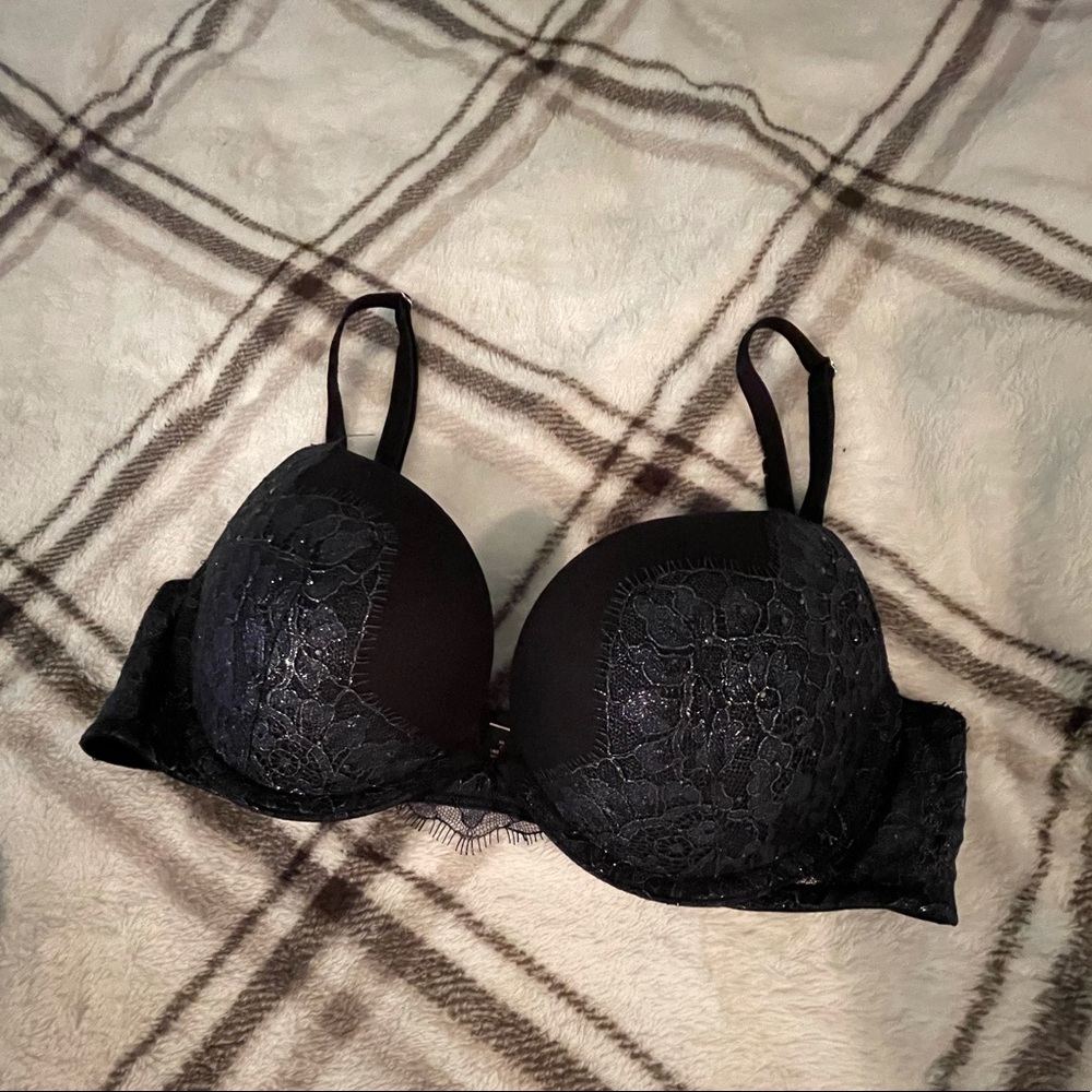 VS very sexy bra